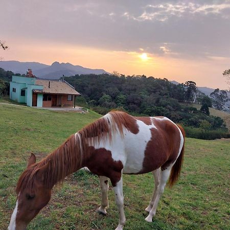 Willa Casa Na Montanha Gonçalves Zewnętrze zdjęcie