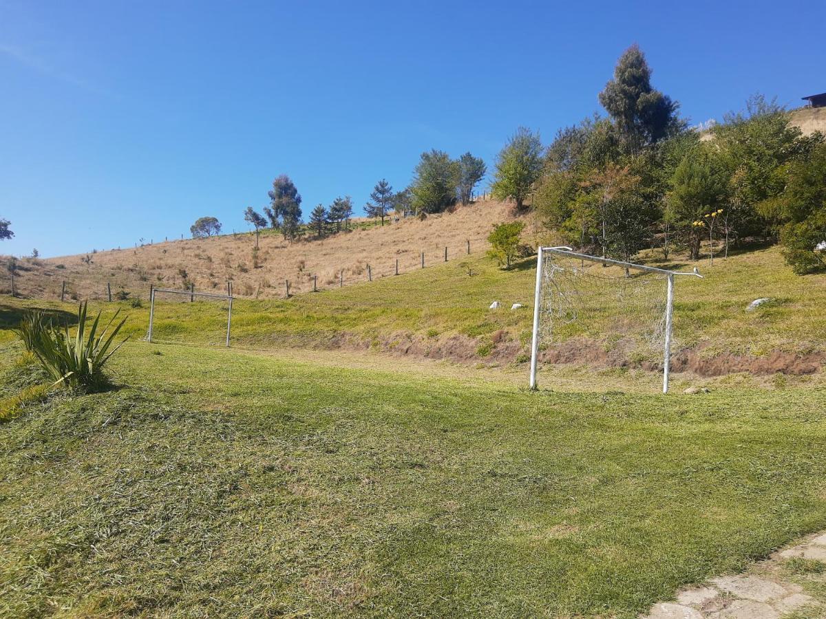 Willa Casa Na Montanha Gonçalves Zewnętrze zdjęcie